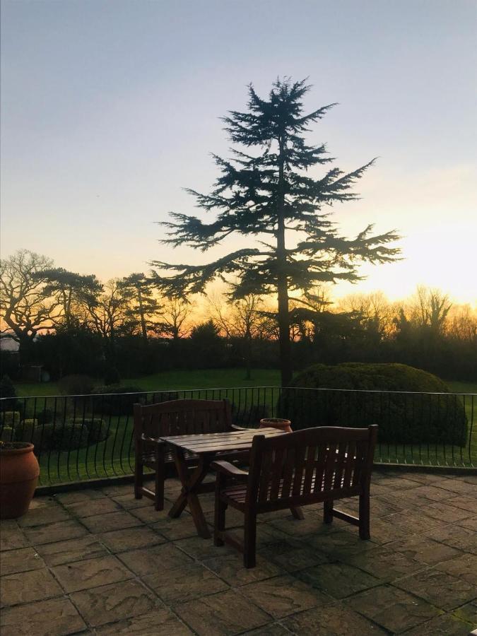 ホテル The Manor At Bickley ブロムリー エクステリア 写真