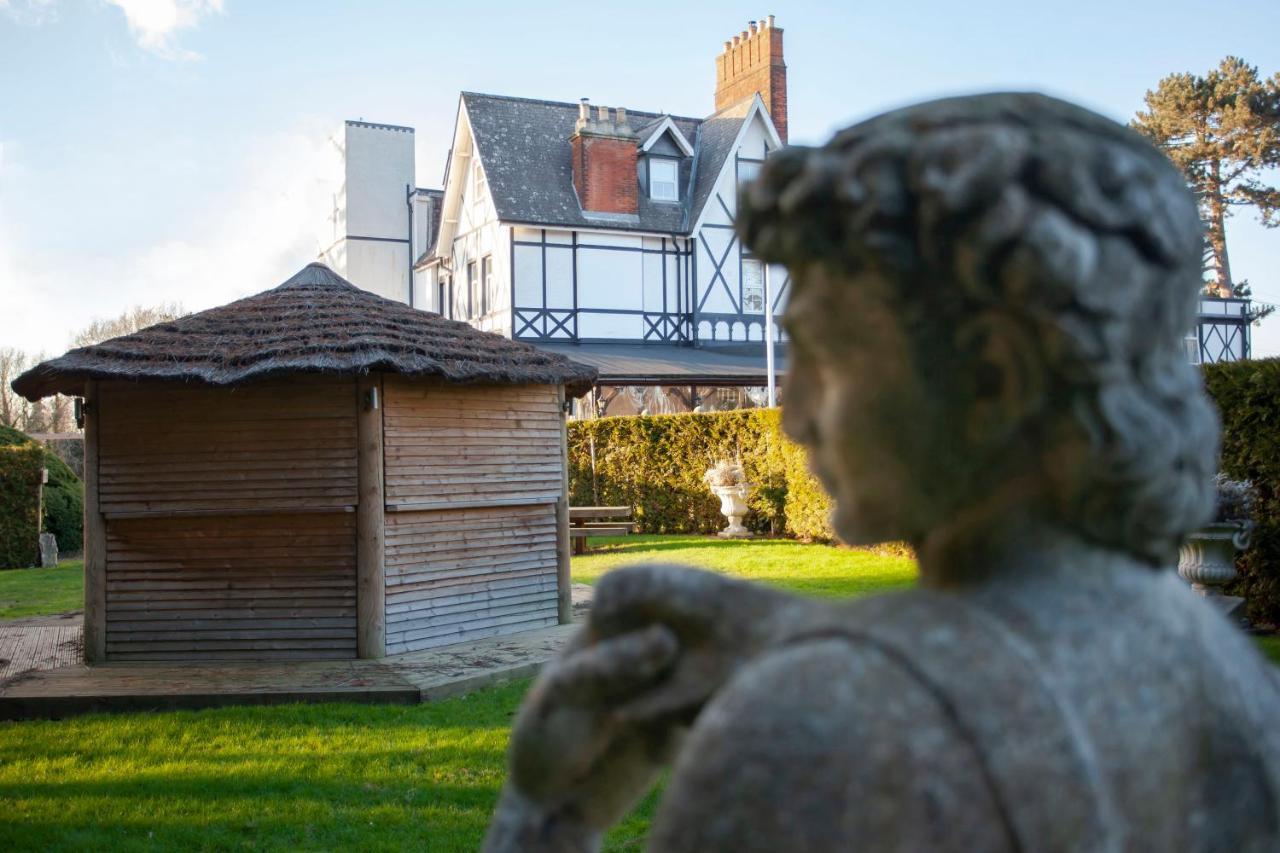 ホテル The Manor At Bickley ブロムリー エクステリア 写真
