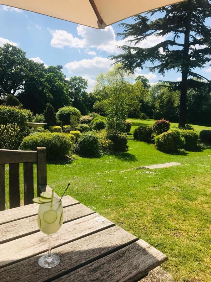 ホテル The Manor At Bickley ブロムリー エクステリア 写真