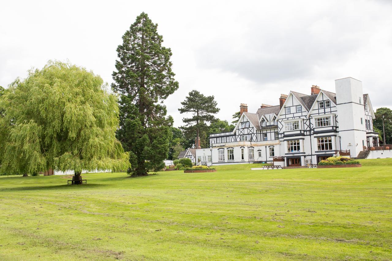 ホテル The Manor At Bickley ブロムリー エクステリア 写真